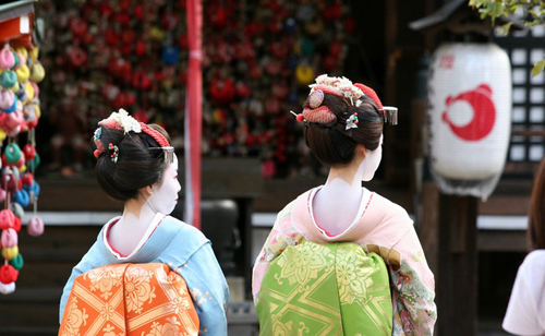 日语なんと和なんて的区别是什么