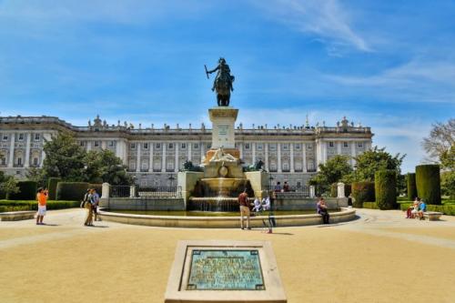 实用西班牙语语法:形容词的级