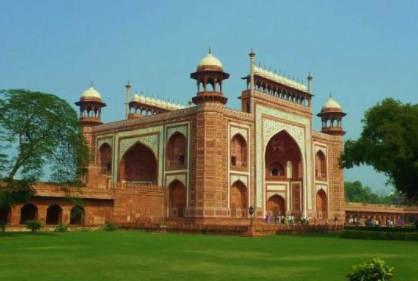 阿拉伯历史上伊斯兰教派有多重要?