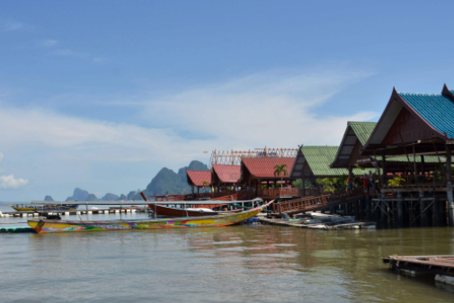 赴泰国旅游被遣返是为什么?