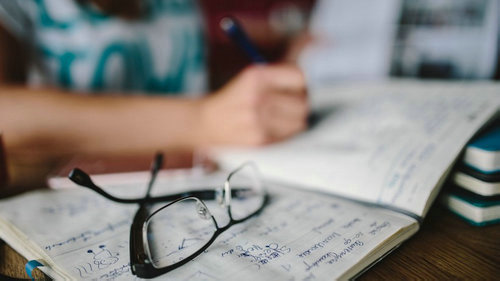 艺术留学一年费用大概多少